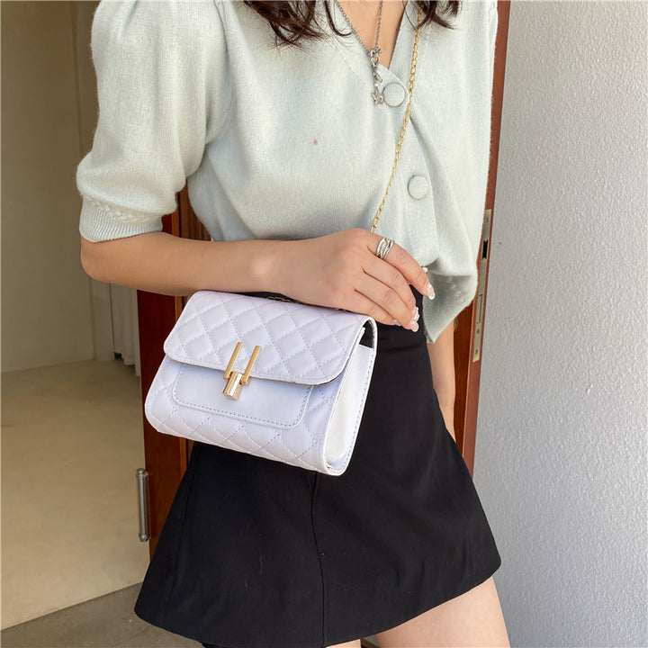 Women's Diamond Lattice Shoulder Bag in White | Confetti Living