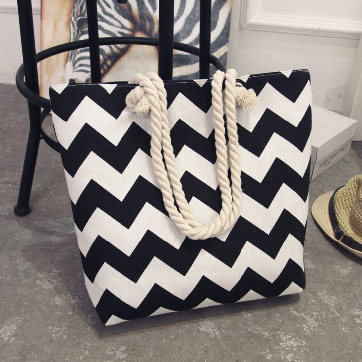 Women's Large Capacity Colouurful Tote Bag in Black Waveform Design J | Confetti Living