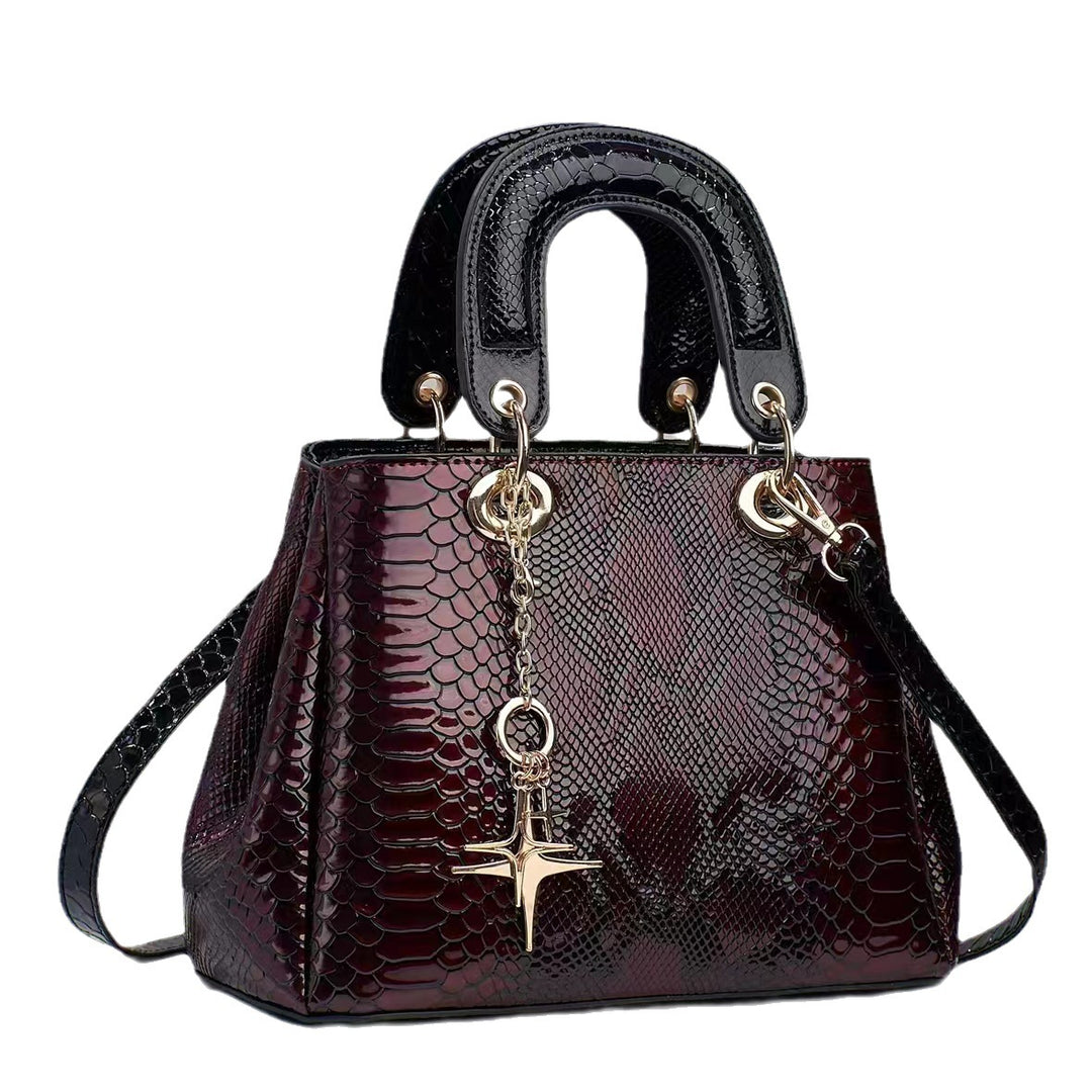 Women's Fashion Crocodile Pattern Shoulder Bag in Red | Confetti Living