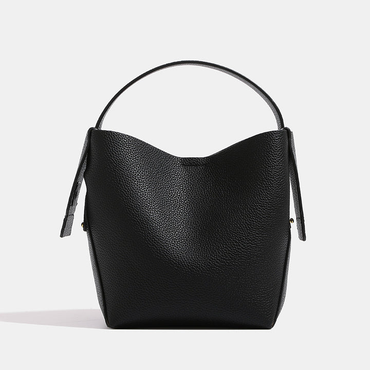 Women's Luxury Vintage Leather Commuter Handbag in Knight Black | Confetti Living