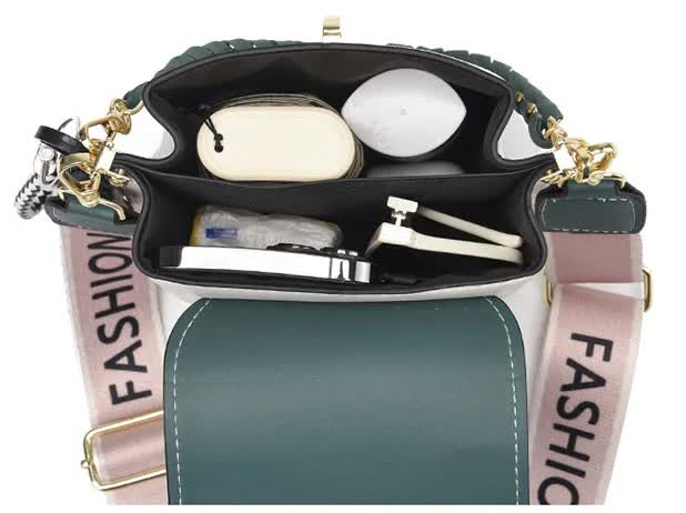 Black Stylish Korean Minimalist Crossbody Bag - Elegant Small Square Shoulder Bag with Phone Pocket