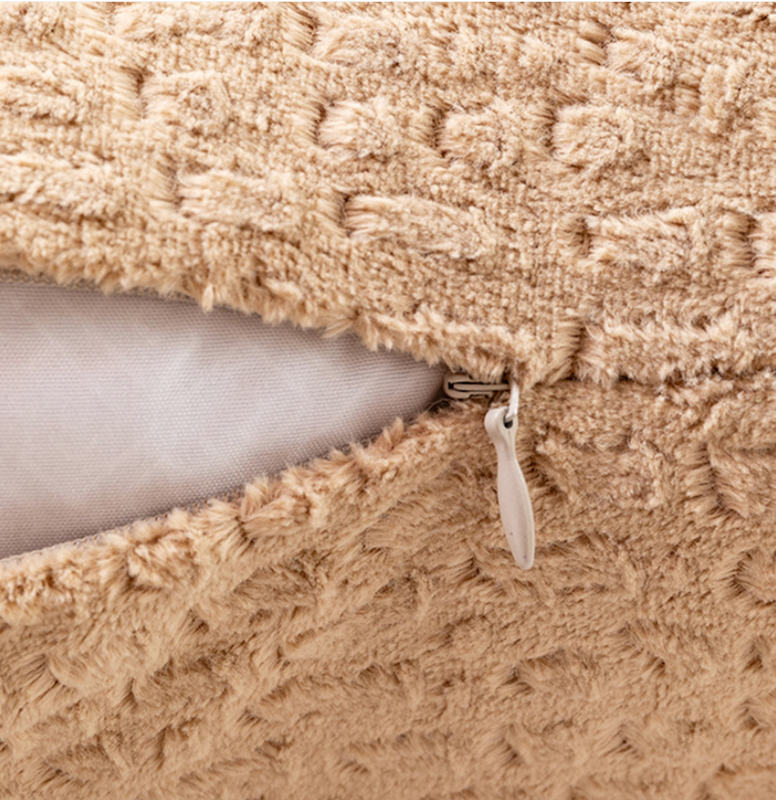 Brown Set of 2 Textured Velvet Throw Pillow Covers with Tassels - Decorative Square Cushions 45*45cm