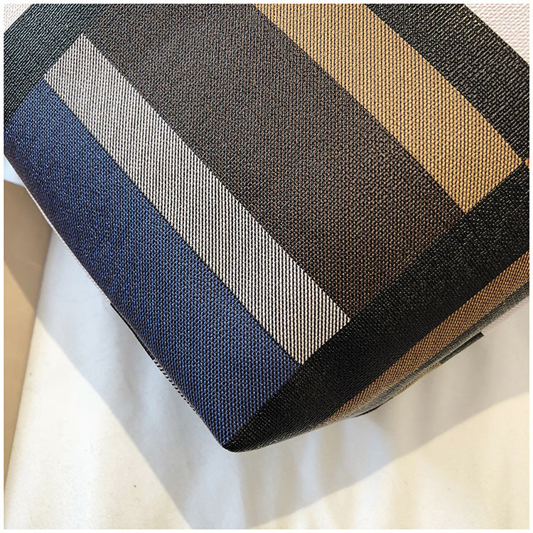 Women's Fashion Plaid Large Shoulder Bag showing fabric details | Confetti Living