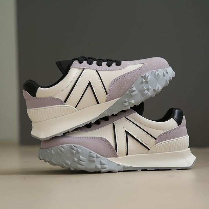 Women's Casual Light Running Shoes in Black | Confetti Living