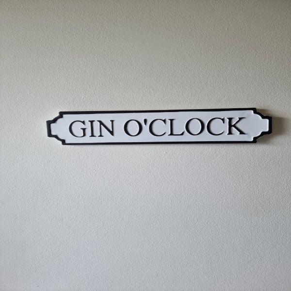 Wall Decor Sign - Gin O'Clock | Confetti Living