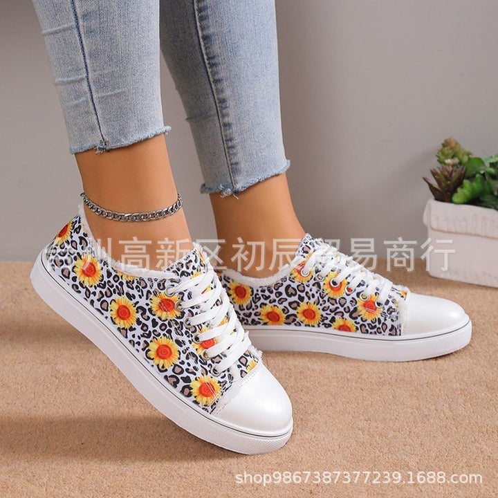 Women's Flower Design Versatile Canvas Shoes showing Daisy Design | Confetti Living