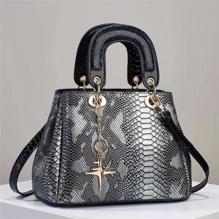 Women's Fashion Crocodile Pattern Shoulder Bag in Silver | Confetti Living