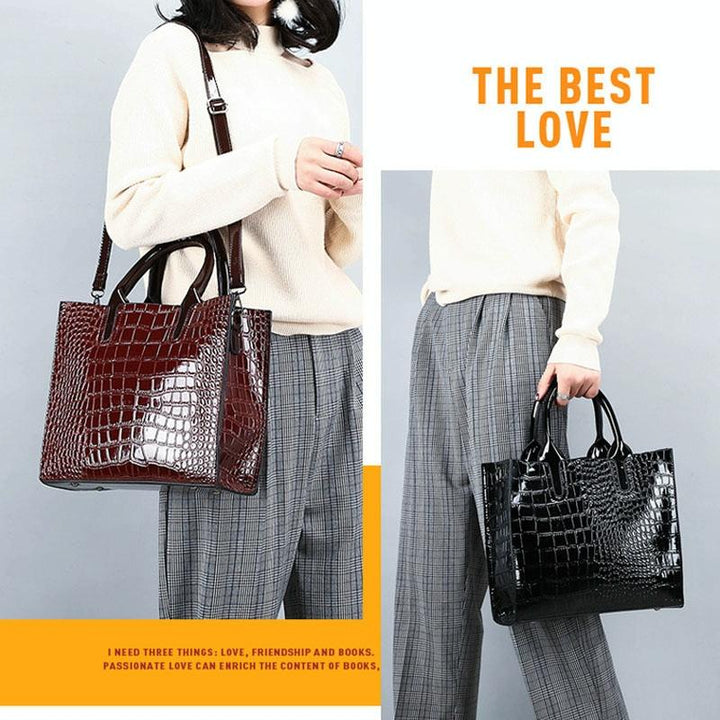 Women's Versatile Red Crocodile Pattern Shoulder Bag
