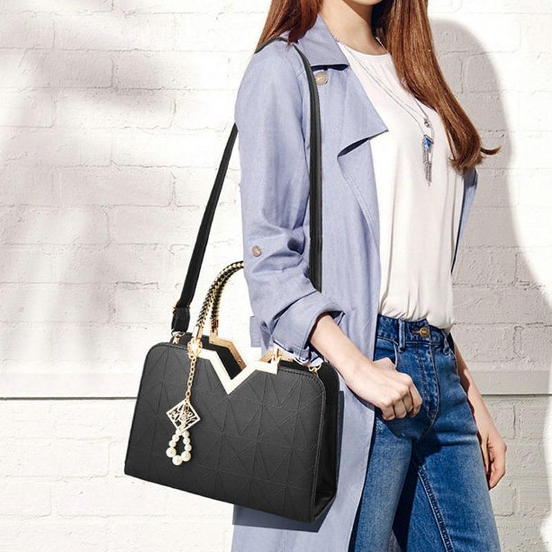 Women's Zipper Leather Shoulder Bag - Wine Red