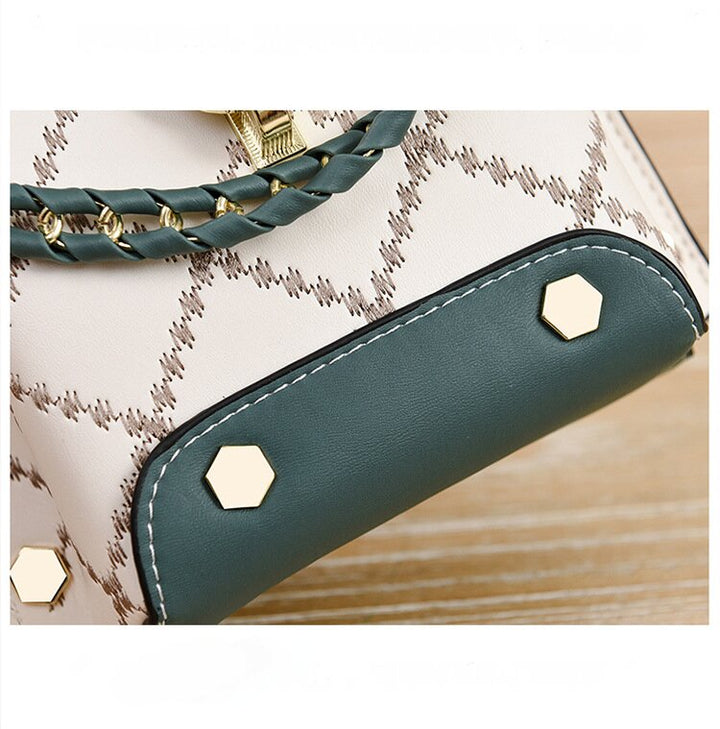 Green Stylish Korean Minimalist Crossbody Bag - Elegant Small Square Shoulder Bag with Phone Pocket