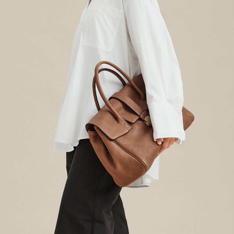 Size L Coffee Elegant Women's Leather Briefcase Tote - Vintage Style Large Capacity Commuter Handbag - Premium Cowhide Leather