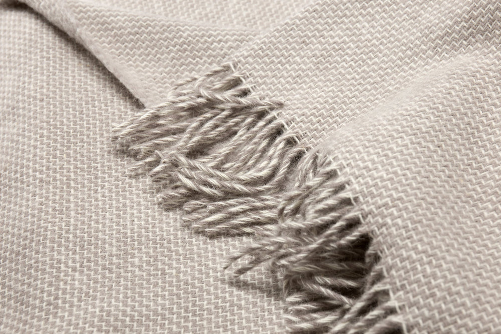 Cambridge Throw Rug -  Silver showing fringe detail | Confetti Living
